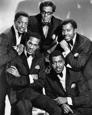 The-Temptations_(1964_publicity_photo_by_Kriegsmann).jpg