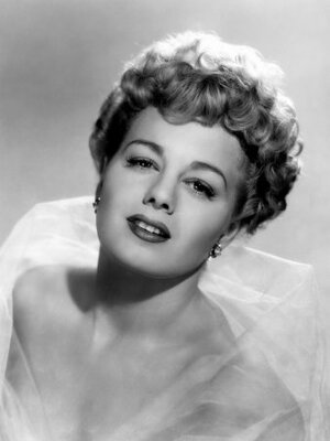Studio_publicity_Shelley_Winters.jpg