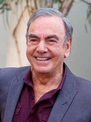 Neil_Diamond_HWOF_Aug_2012_other_(levels_adjusted_and_cropped).jpg
