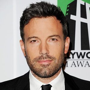 121712-Ben-Affleck-10-400_0-4b0c7c0ebd634b2786ea6bd8a651a09b.jpg