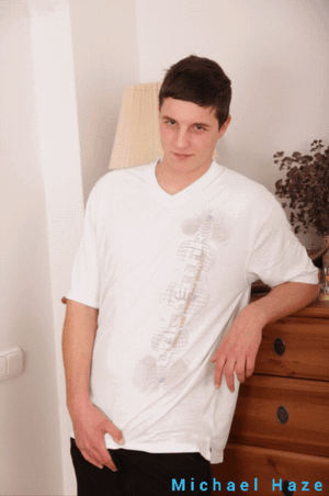 MichaelHazeStrip&SmallPenis01.gif