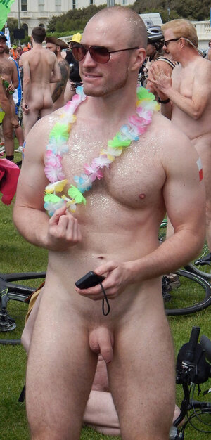 guy-uncut-shaved-dick-naked-public-wnbr-.jpg