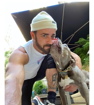 Justin-Theroux-Gushes-Over-Dog-Kuma-for-Her-Gotcha-Day-6.jpg