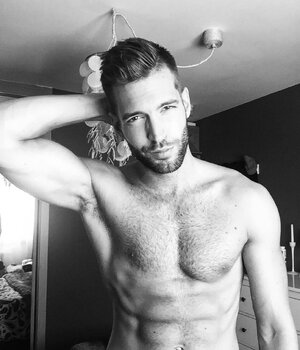 Ricardo Tacoronte 2017-07-10_a_las_1.33.11_p.m.jpg