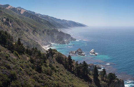 Central_Californian_Coastline,_Big_Sur_-_May_2013.jpg