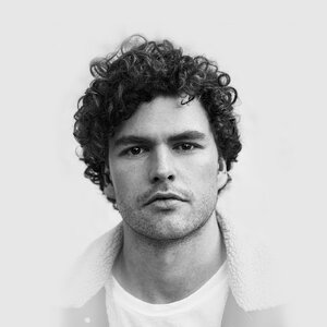 Vance Joy.jpg