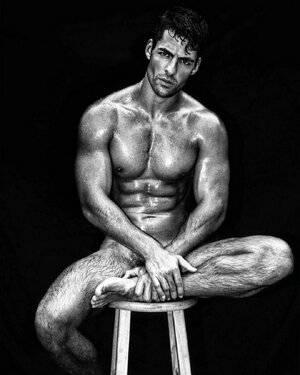 photographed by Eduardo Fermin 269683753.jpg