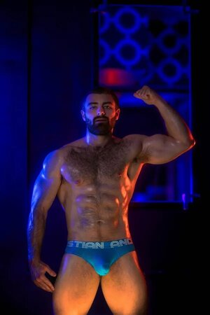 Dan McCormick by Marc-Anthony Lewis Image-3-33..jpg