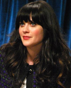 800px-Flickr_-_Genevieve719_-_Zooey_Deschanel_(8)_(cropped).jpg