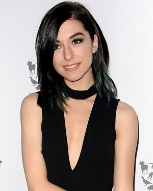 GTY_christina_grimmie_jef_160617_4x5_992.jpg