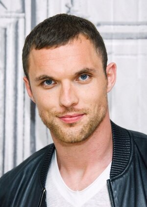 actor-ed-skrein-79070_large.jpg