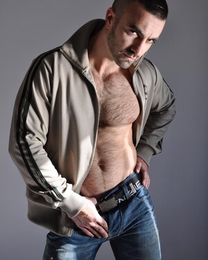 1 Enzo 2015 102683259.jpg