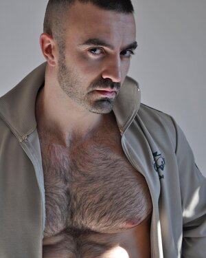 Enzo 2015 122076570.jpg