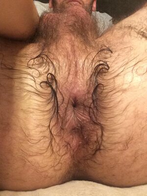 pelos culo1.jpg