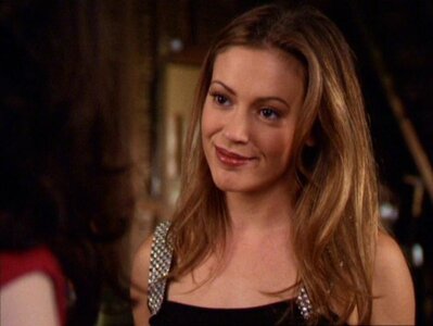 Charmed  Alyssa Milano as Phoebe Halliwell.jpeg
