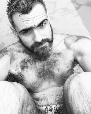 Mariano Arnaldi aka Elmurci 25011902_.jpg