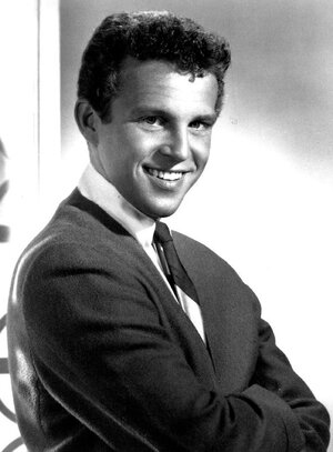 Bobby_Vinton_1964.jpeg
