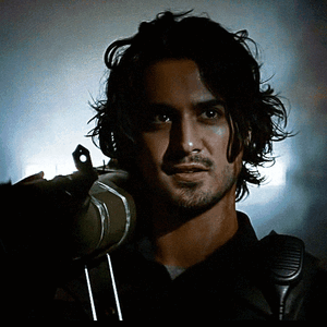 avan-jogia-leon-s-kennedy.gif