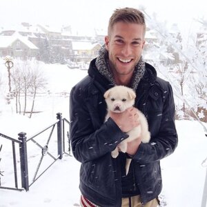 8-cold-hunk-hugging-cold-puppy.jpg