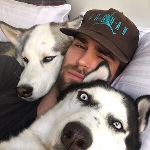 30-guy-with-huskies.jpg