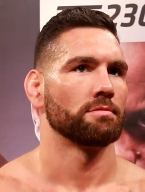 Chris_Weidman_at_UFC_230.jpg