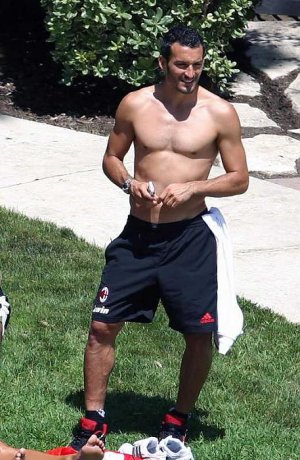 Gianluca Zambrotta.jpg