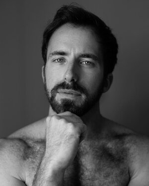 2 apomesphoto 123214500.jpg