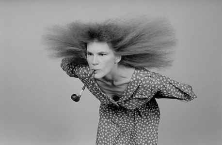 Carla Bley  US-Jazzpianistin (»Escalator over the Hill«) died.png