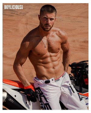 Boylicious 353947395.jpg