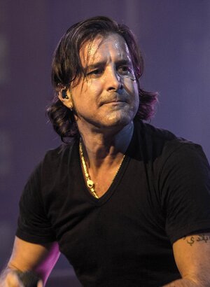 Scott_Stapp_2016_(cropped).jpg