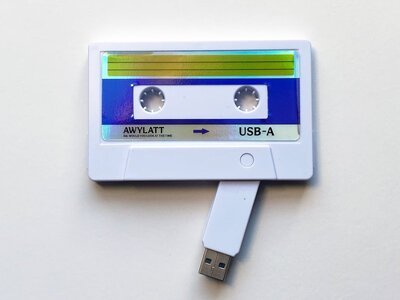 USBTape.jpg