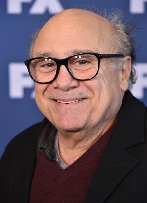 American-actor-Danny-DeVito-2016.jpg