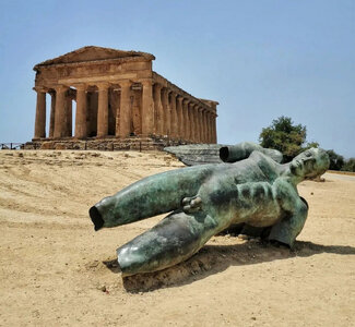 Sculpture by Igor Mitoraj. Tempio della Concordia, Valle dei Templi, Sicily..jpg