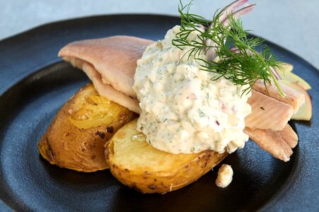 roestkartoffeln-mit-forelle-jpg-.jpg