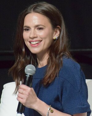 Hayley_Atwell_at_Awesome_Con_2022_DC_(cropped).jpg