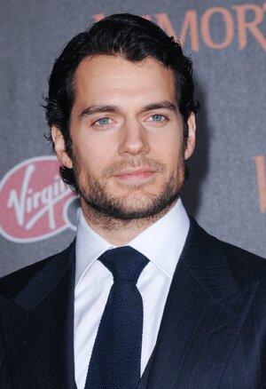 HenryCavill.jpg