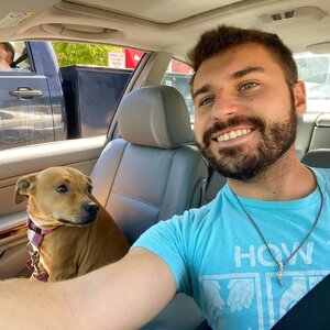 Dylan Seitz and Kiki 118627670.jpg