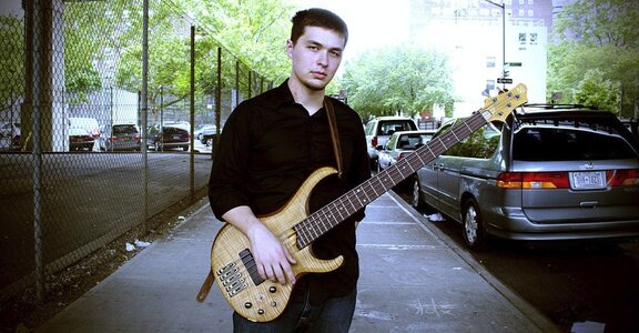 AdamNeely02.jpg AdamNeely02.jpg