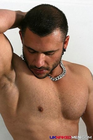 uknakedmen.com (24).jpg