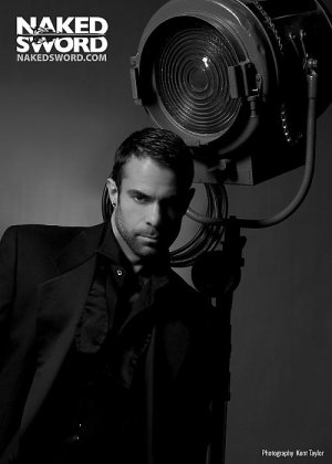 naked sword man of the year 2009.jpg