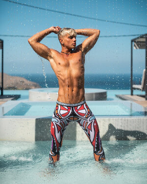 Adam Jakubowski 14.jpg