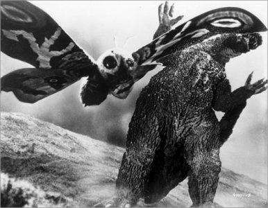 mothra_godzilla_500px.jpg