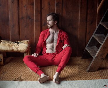 1 photographed by jmp EONAhk-WAAQbUFj.jpg