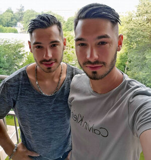 aston twins grown up scruffy C211BD7A-2D2D-4C0D-919B-E7BB7048CCE7 crop adjust.jpg