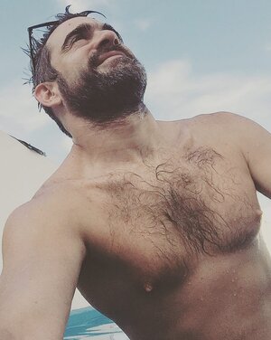 15535466_.jpg 15535466_.jpg