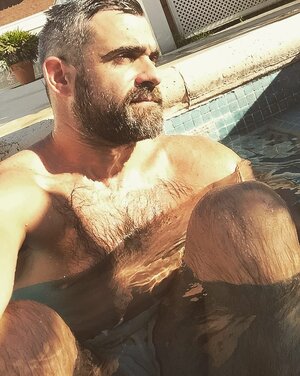 16584763.jpg 16584763.jpg