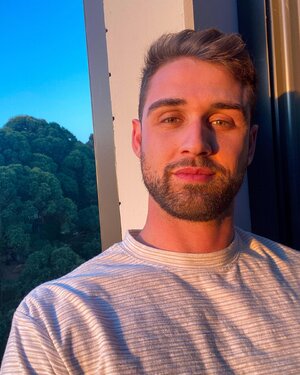 120840047.jpg 120840047.jpg