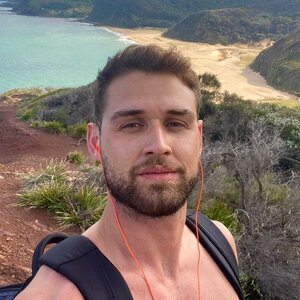 358122535.jpg 358122535.jpg