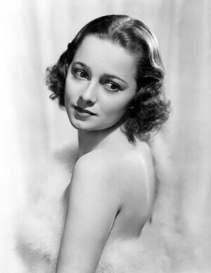 Olivia_de_Havilland_Publicity_Photo_1938.jpg