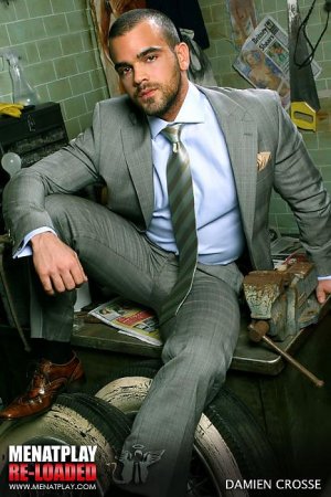 DamienCrosse1.jpg